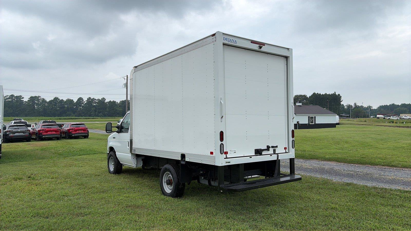New 2027 Ford E-350 and Econoline 350 Super Duty w/ Power Equipment Group RWD image 3