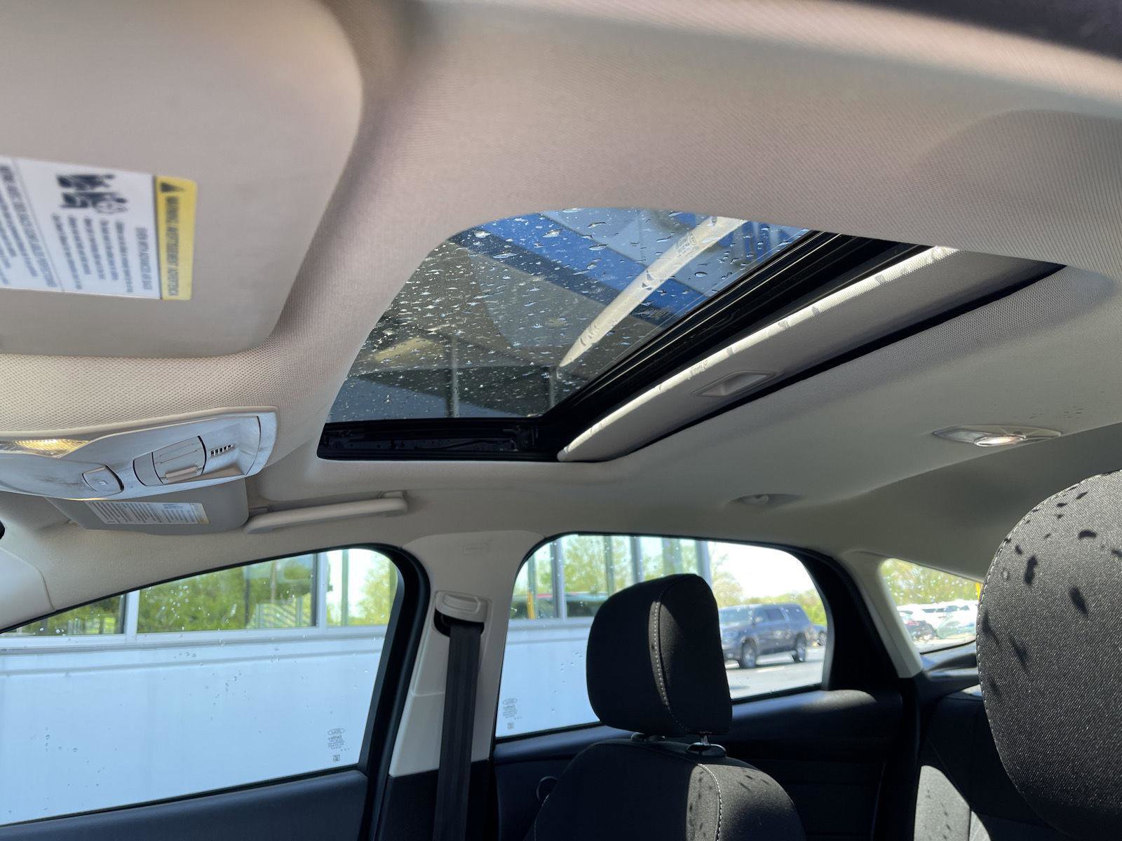 Used 2017 Ford Focus SEL image 22