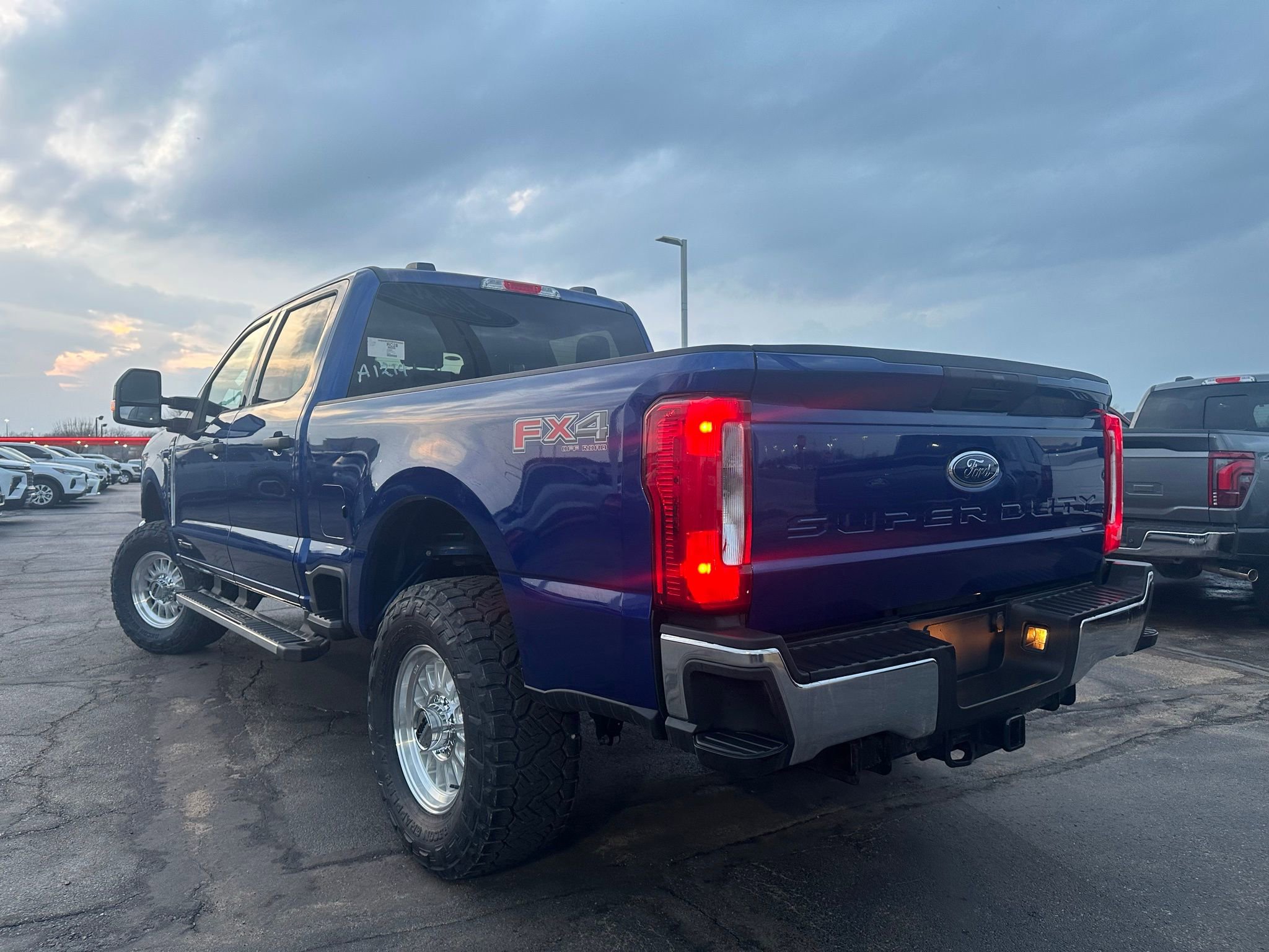 New 2026 Ford F250 XLT w/ FX4 Off-Road Package image 4