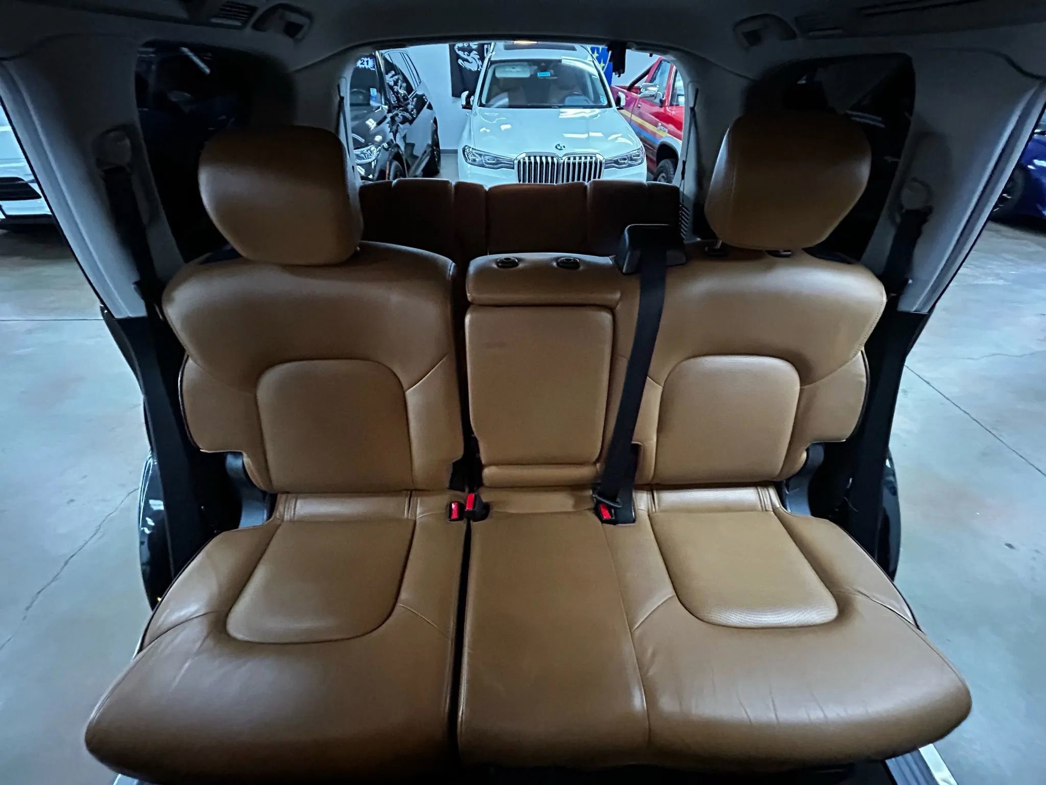 Used 2017 Nissan Armada Platinum image 9