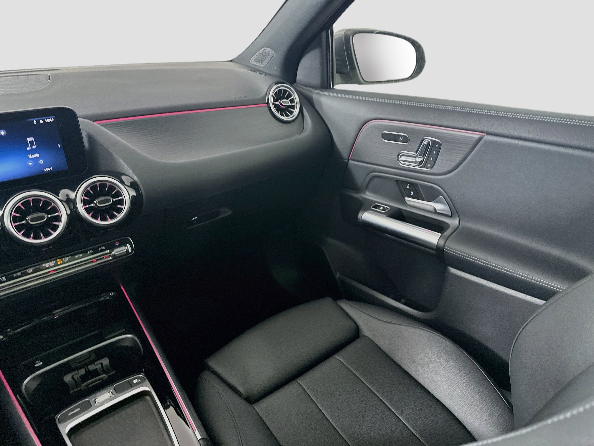 Certified 2026 Mercedes-Benz GLA 250 4MATIC image 30