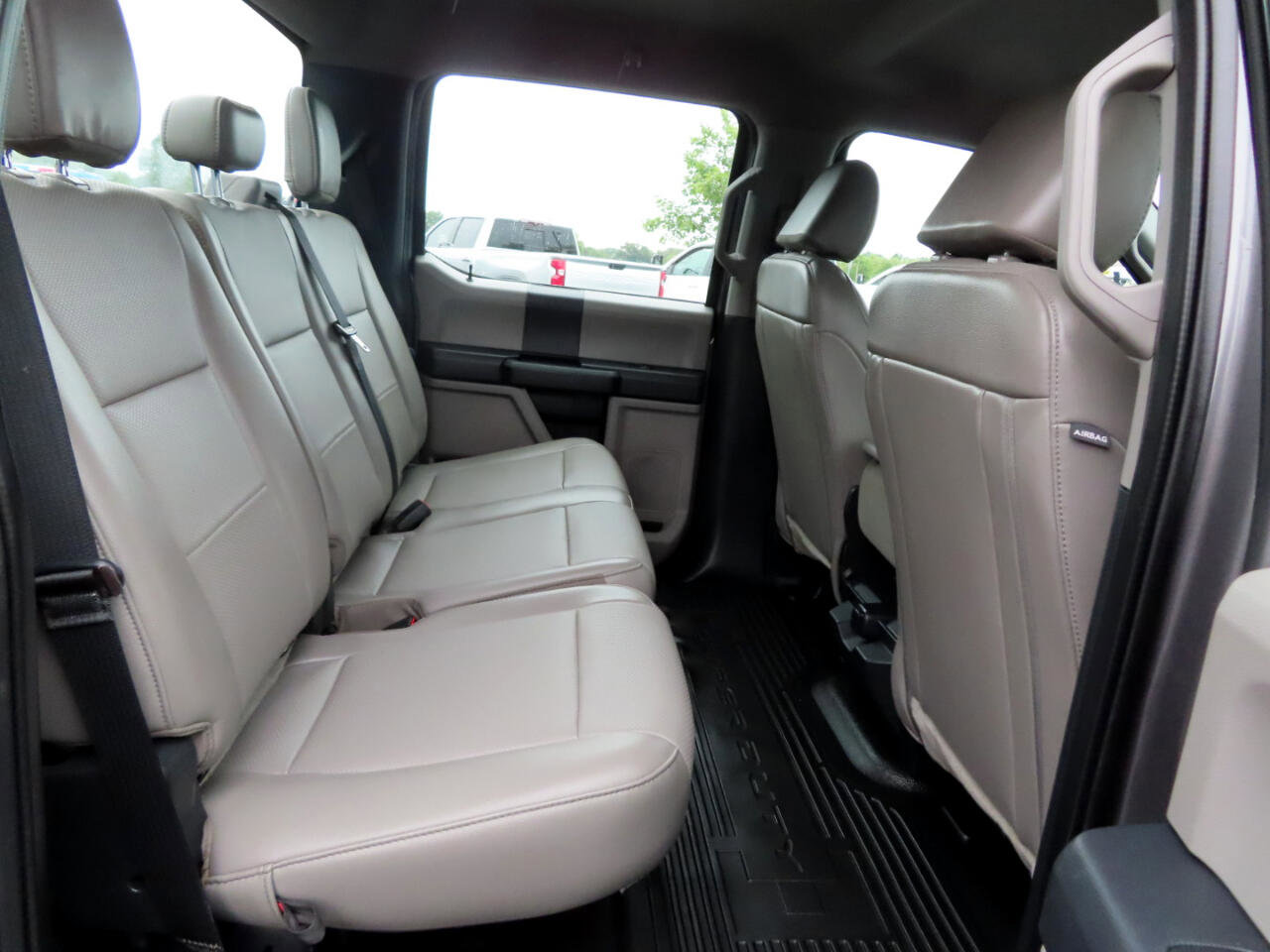 Used 2022 Ford F350 XL w/ Power Equipment Group image 43