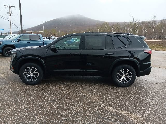 New 2026 GMC Acadia AT4 w/ LPO, Floor Liner Package AWD/4WD image 4