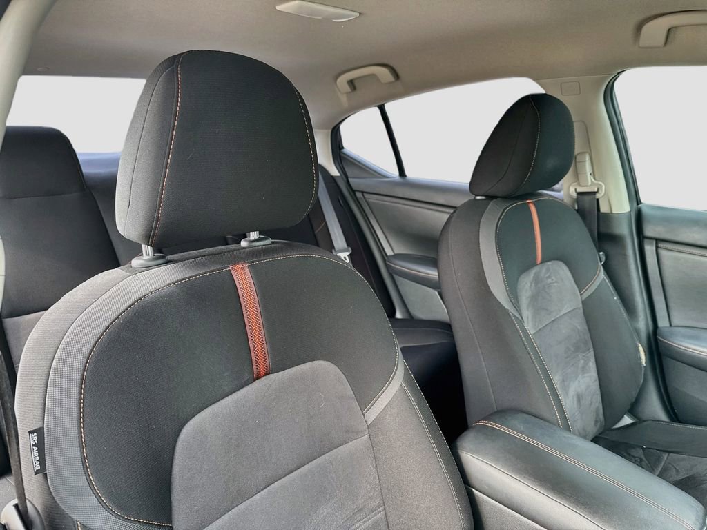 Used 2022 Nissan Sentra SR w/ Lighting Package FWD image 21