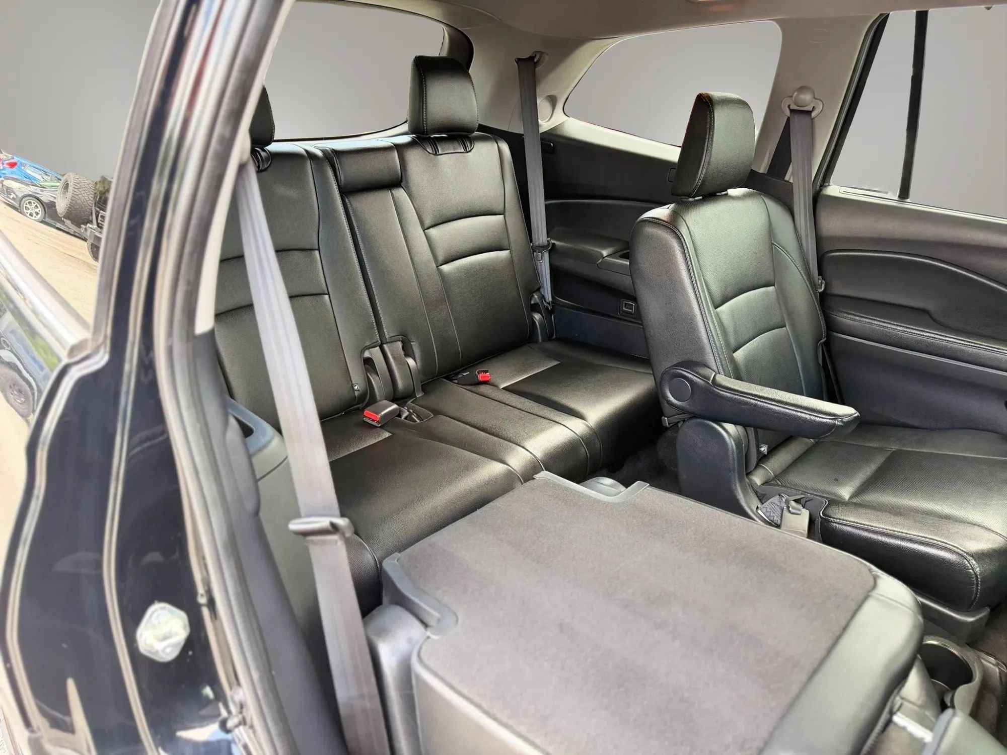 Used 2018 Honda Pilot Elite image 18