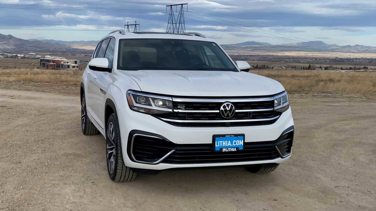 Used 2023 Volkswagen Atlas SEL Premium image 3