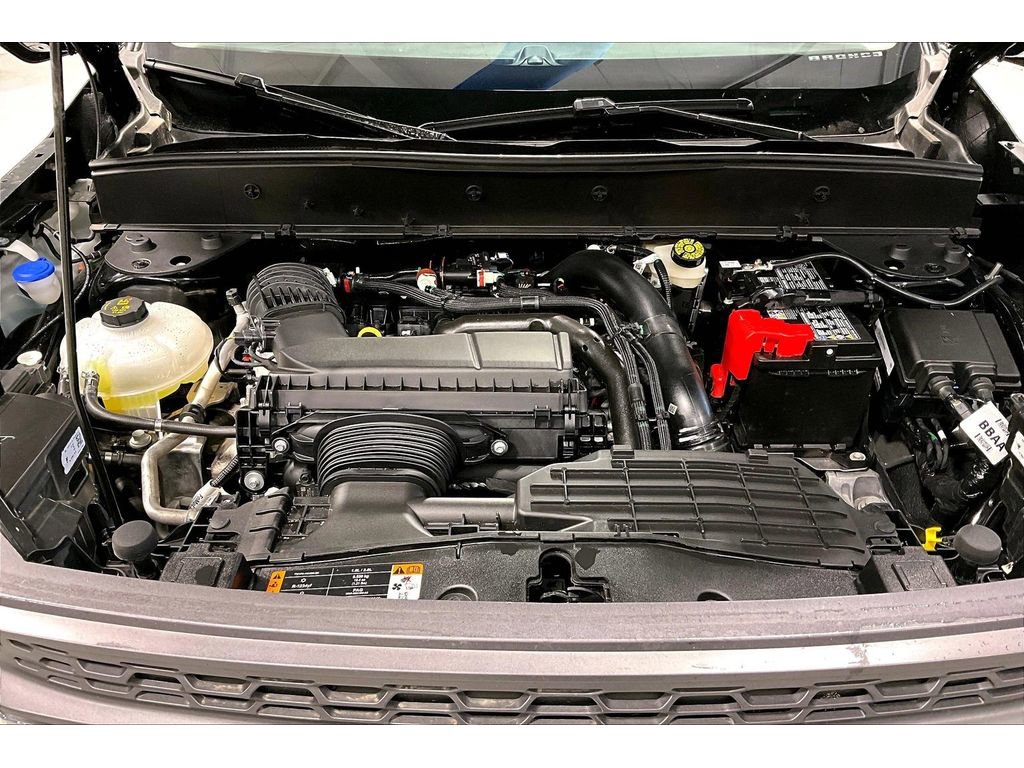 Used 2025 Ford Bronco Sport Badlands image 12