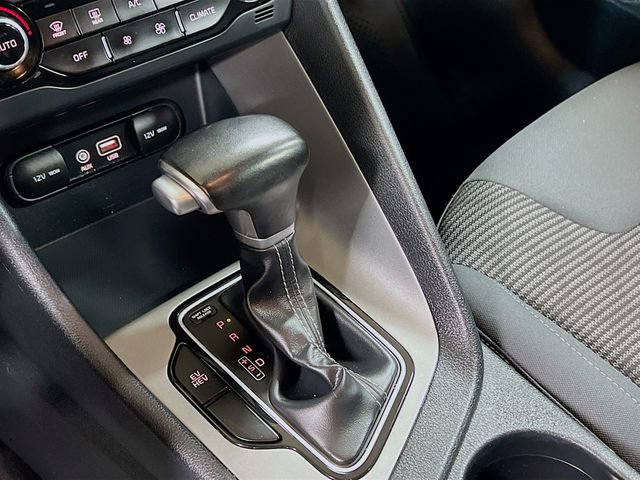 Used 2018 Kia Niro LX image 16