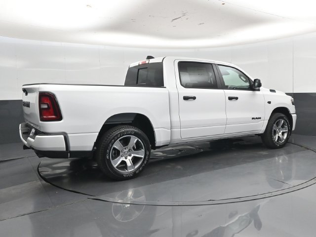 New 2027 RAM 1500 Express RWD image 32