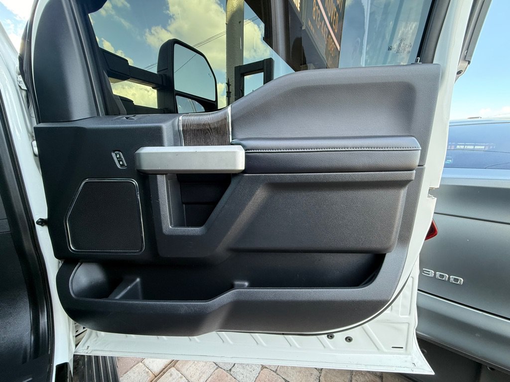 Used 2021 Ford F350 Lariat AWD/4WD image 38