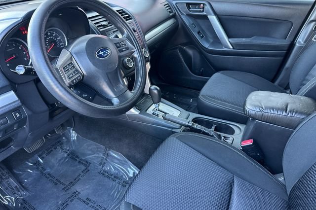 Used 2015 Subaru Forester 2.5i Premium w/ All-Weather Package AWD/4WD image 11