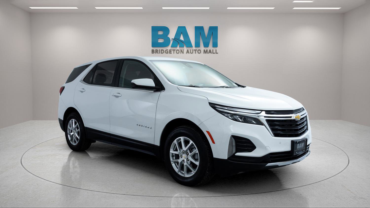 Used 2022 Chevrolet Equinox LT image 1
