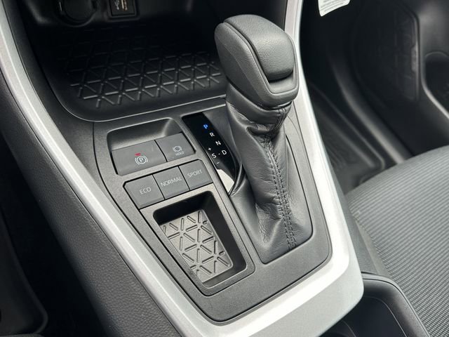 Certified 2025 Toyota RAV4 LE image 20