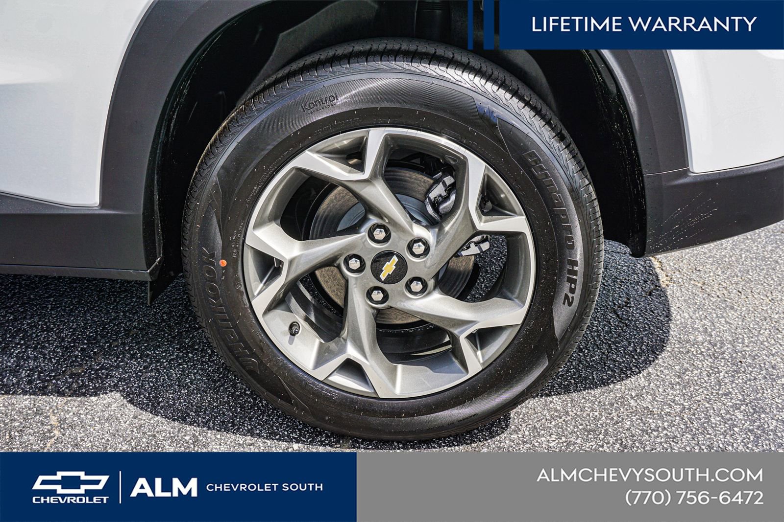 New 2026 Chevrolet Trax LT w/ Sunroof Package image 14