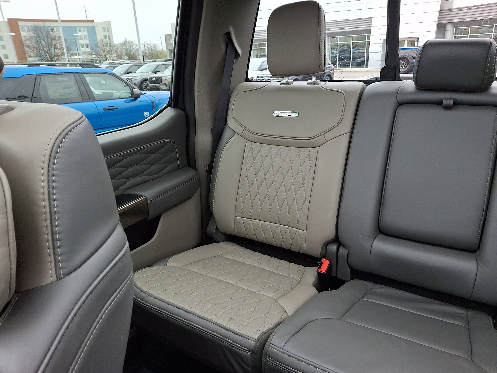 Certified 2025 Ford F350 Platinum w/ Platinum Plus Package image 17