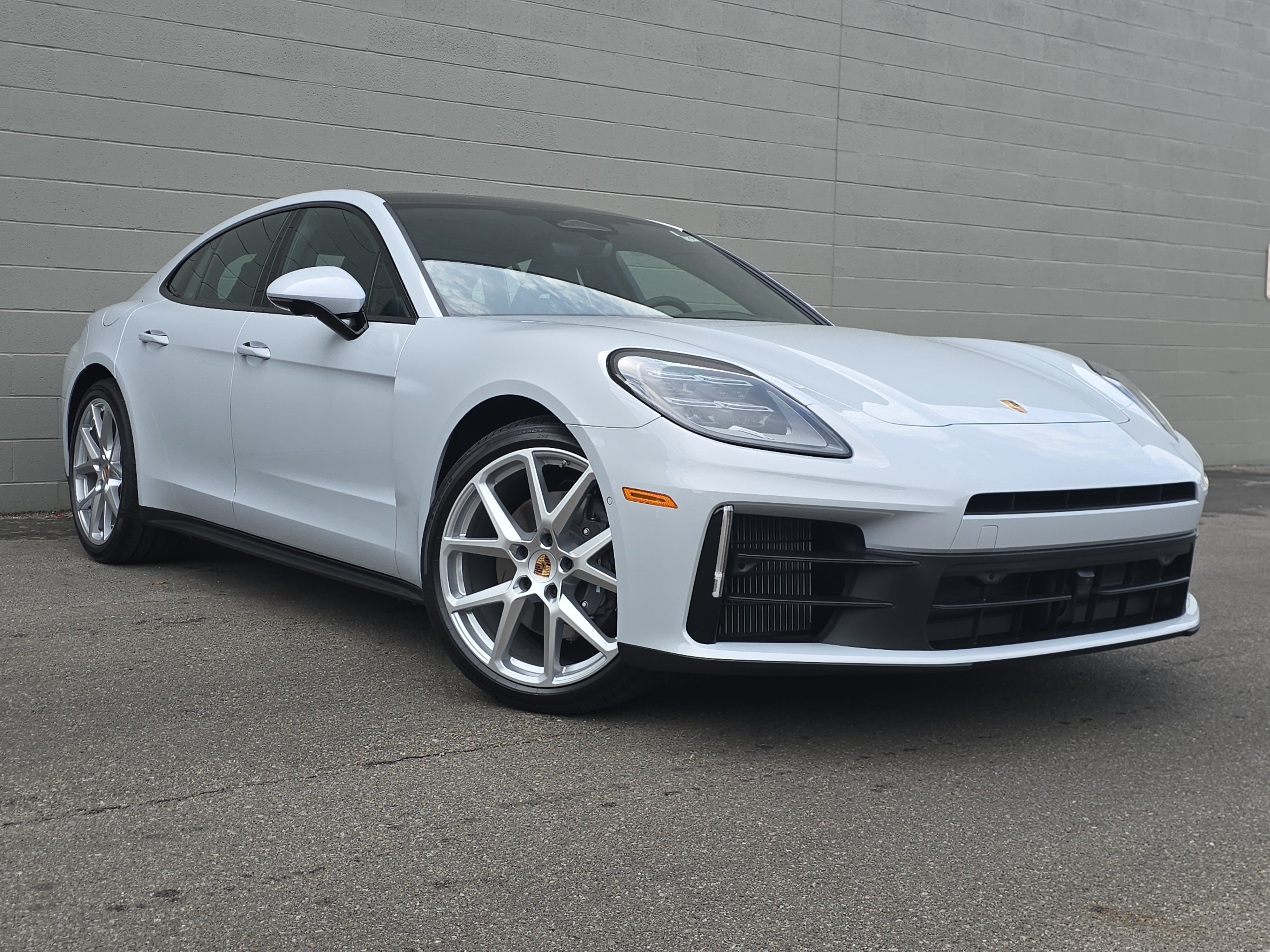 New 2026 Porsche Panamera 4 AWD/4WD image 13