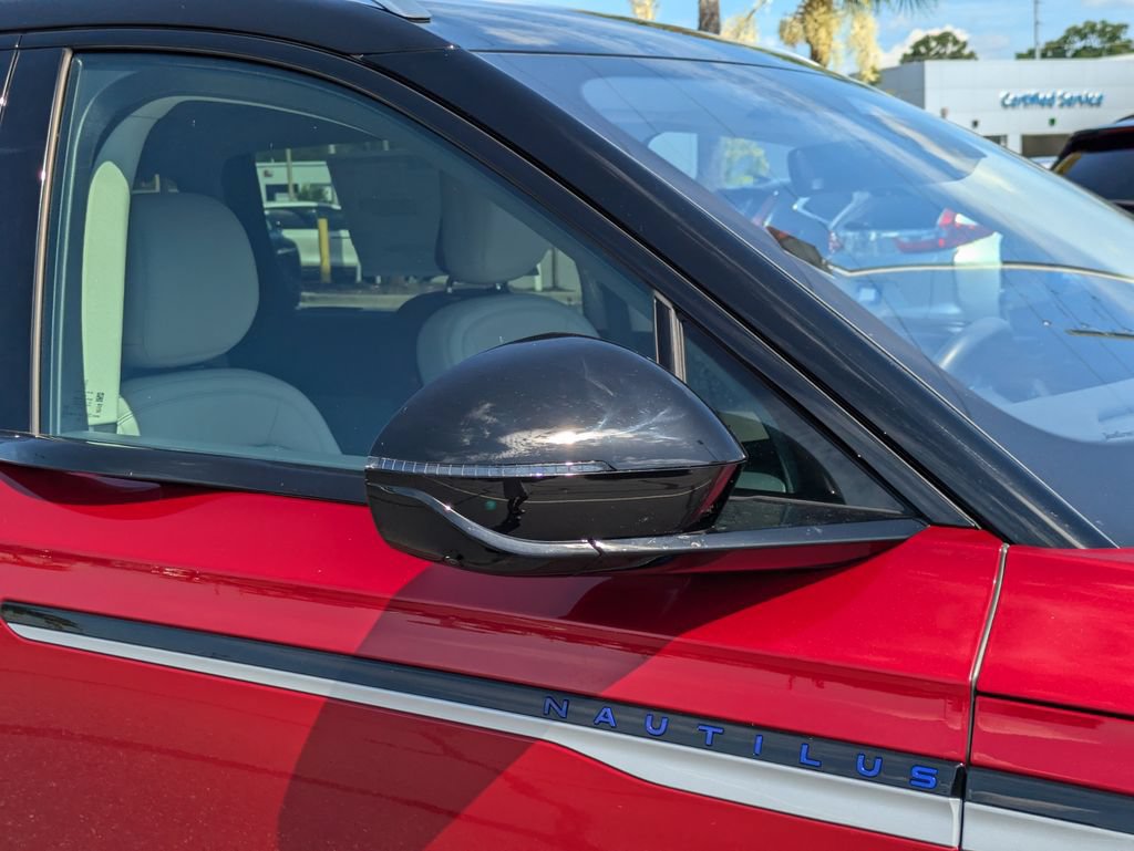 New 2026 Lincoln Nautilus Reserve AWD/4WD image 12