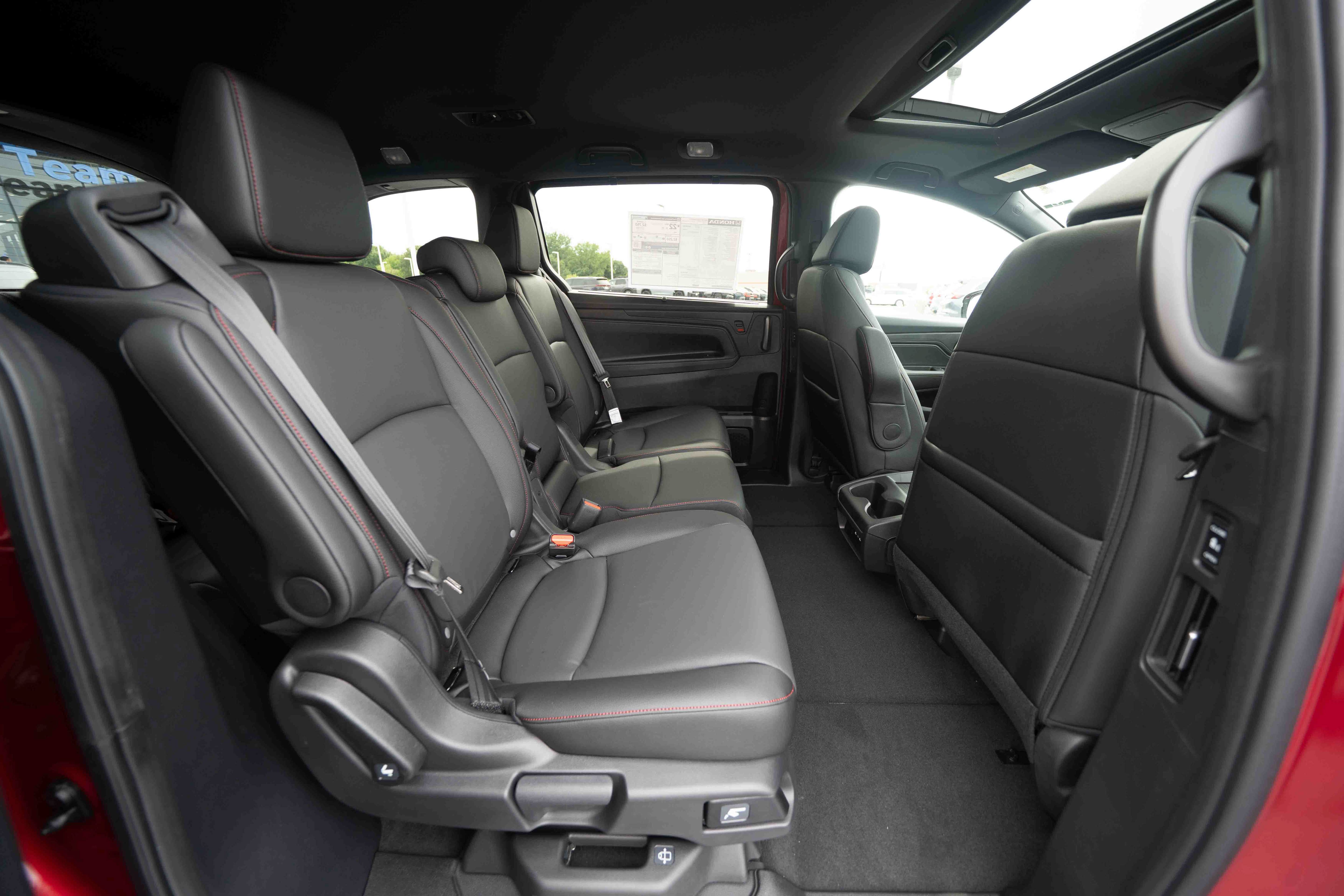New 2026 Honda Odyssey Sport-L image 25