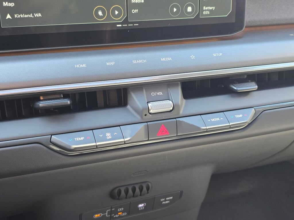 Certified 2024 Kia EV9 Land AWD/4WD image 16