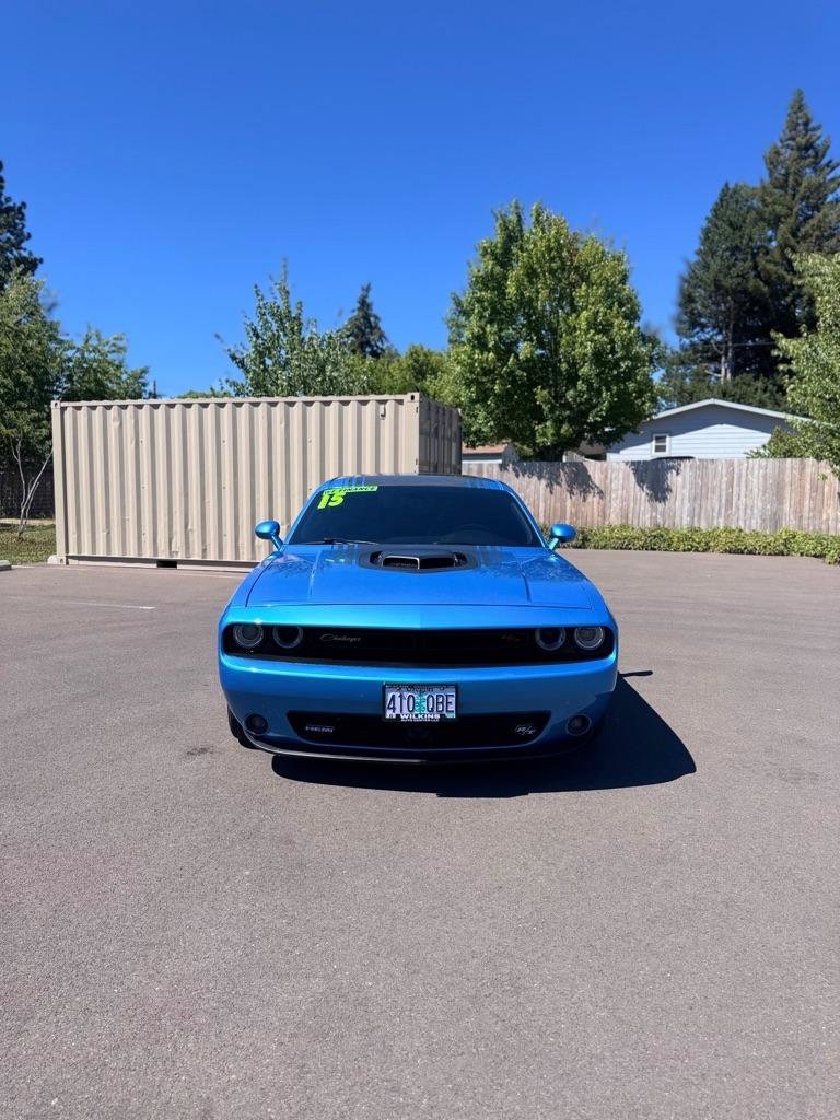 Used 2015 Dodge Challenger R/T Plus RWD image 2
