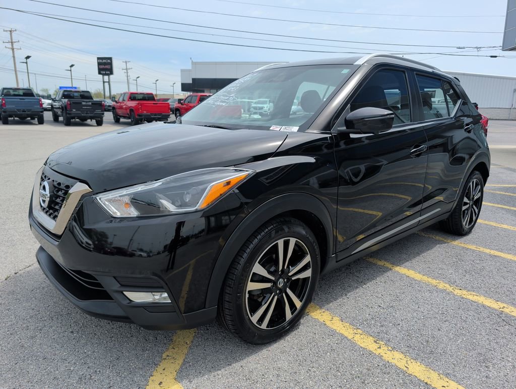 Used 2019 Nissan Kicks SR FWD image 3