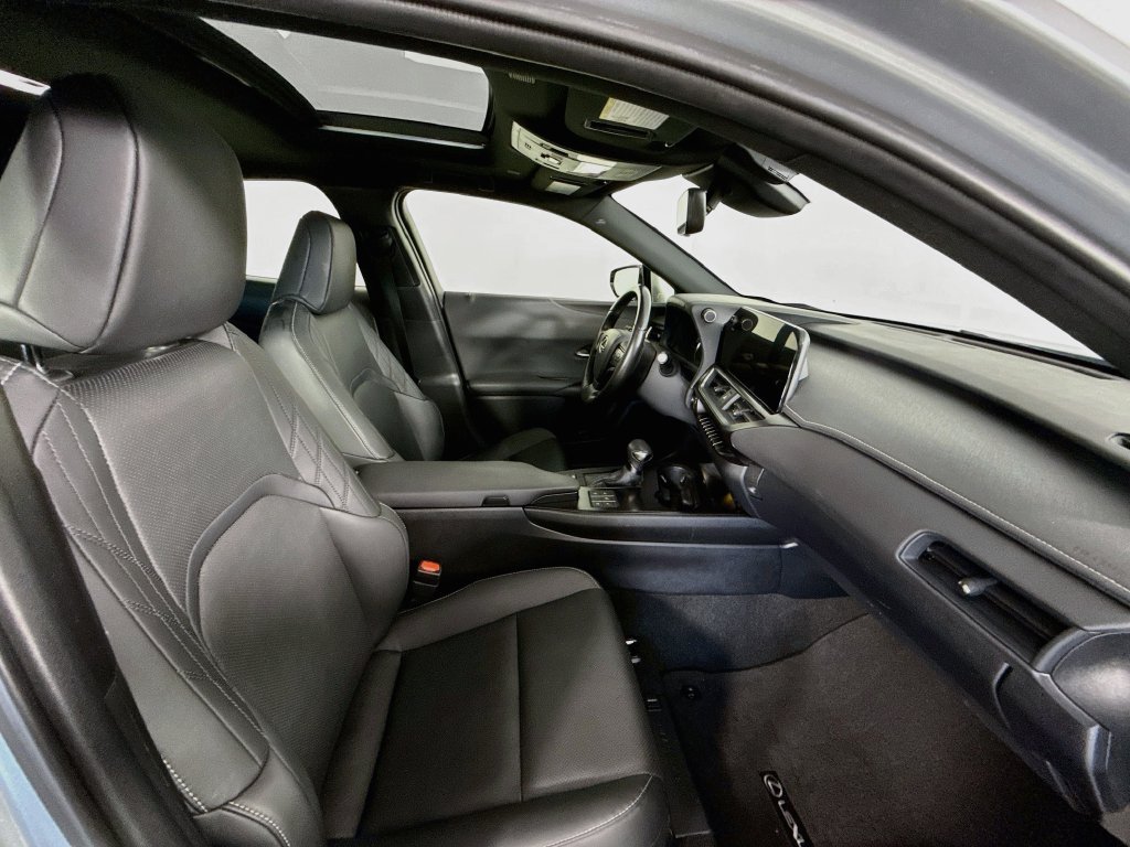 Used 2023 Lexus UX 250h AWD w/ Accessory Package (Z1) image 29