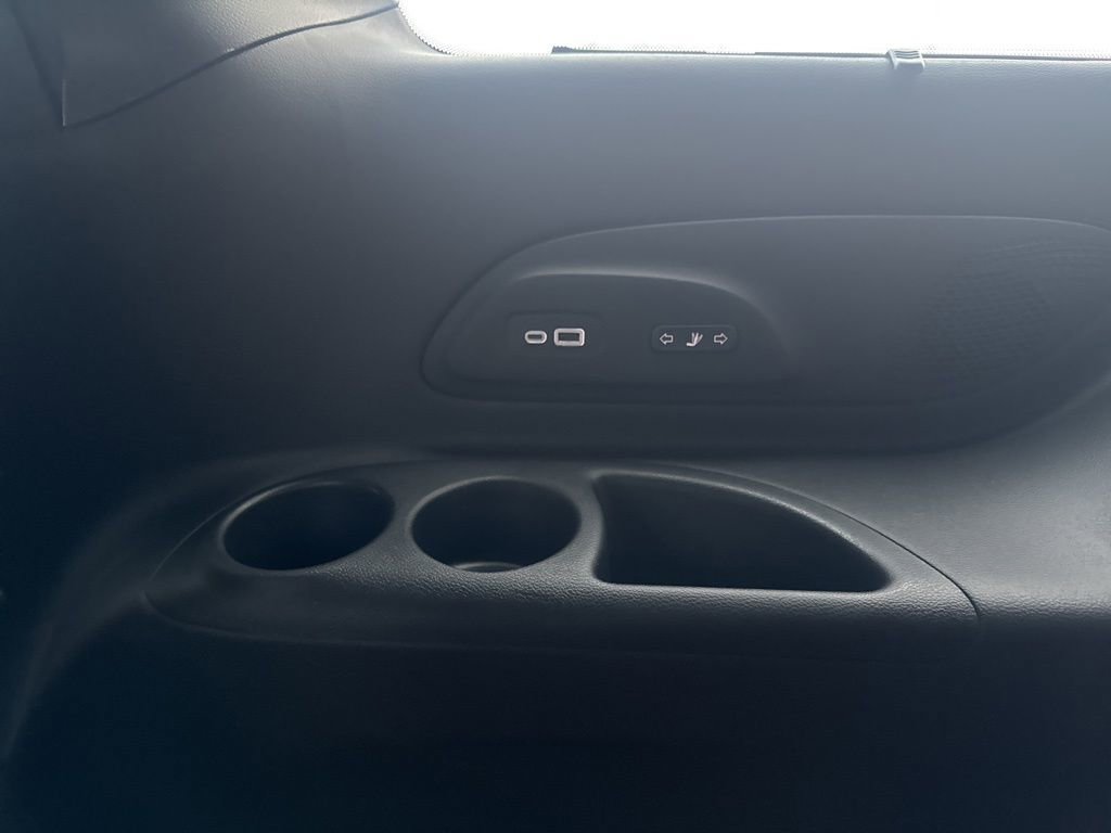 New 2026 Chrysler Pacifica Pinnacle image 48