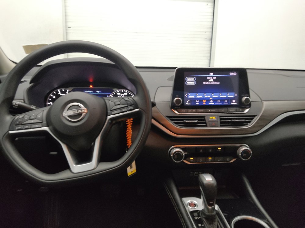 Used 2023 Nissan Altima 2.5 SV image 22