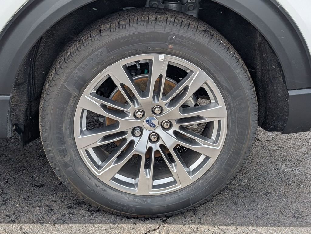 New 2025 Ford Explorer Active w/ Active Comfort Package image 17