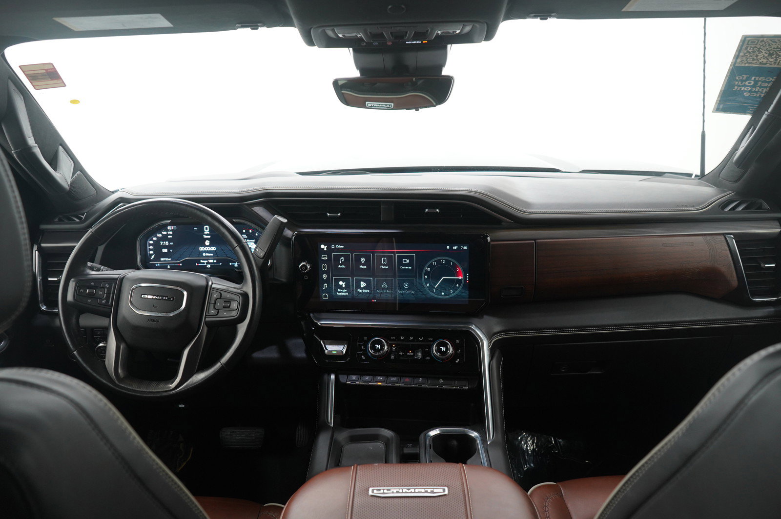 Used 2024 GMC Sierra 3500 Denali Ultimate image 13