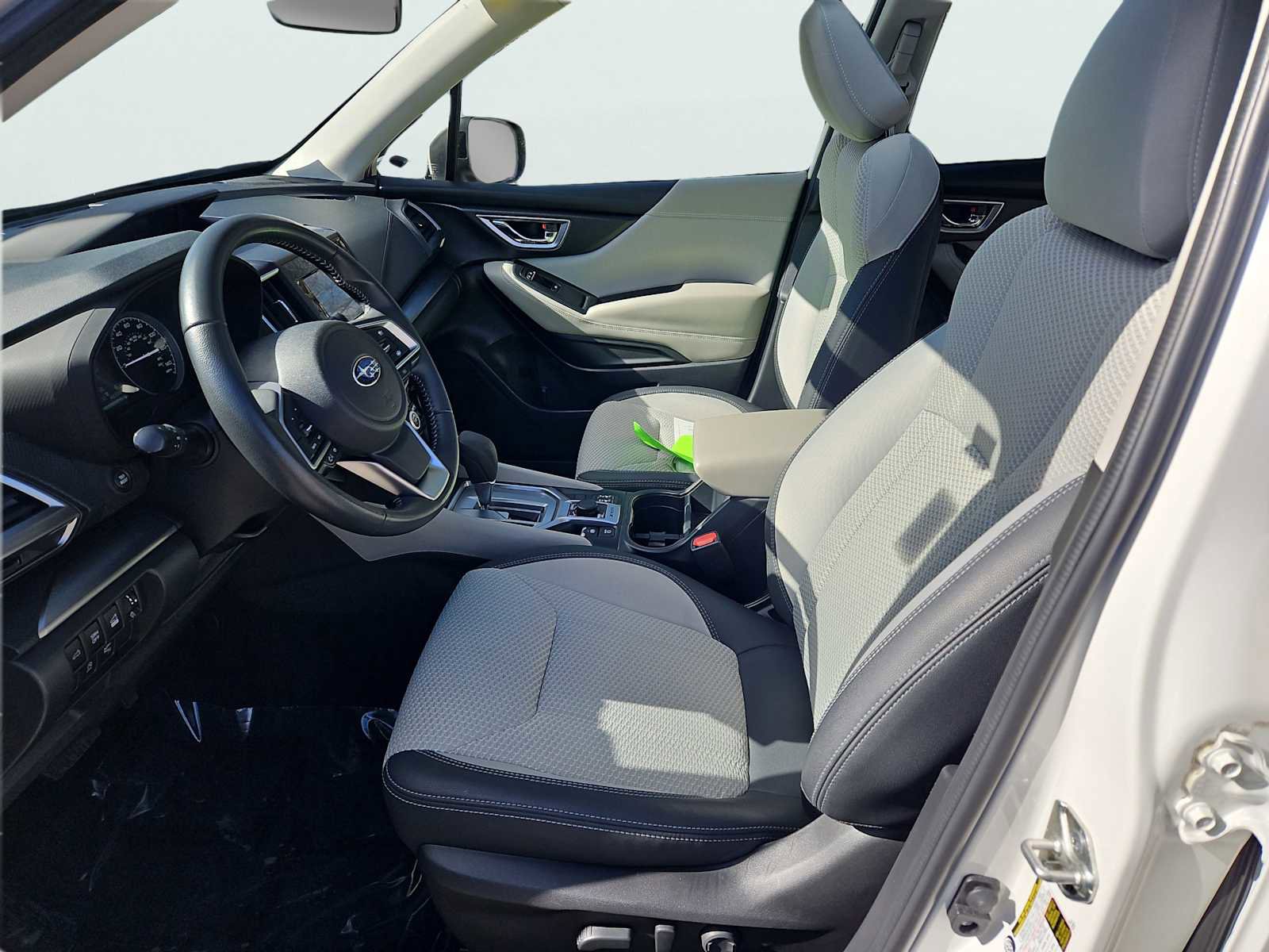 Used 2022 Subaru Forester Premium image 32