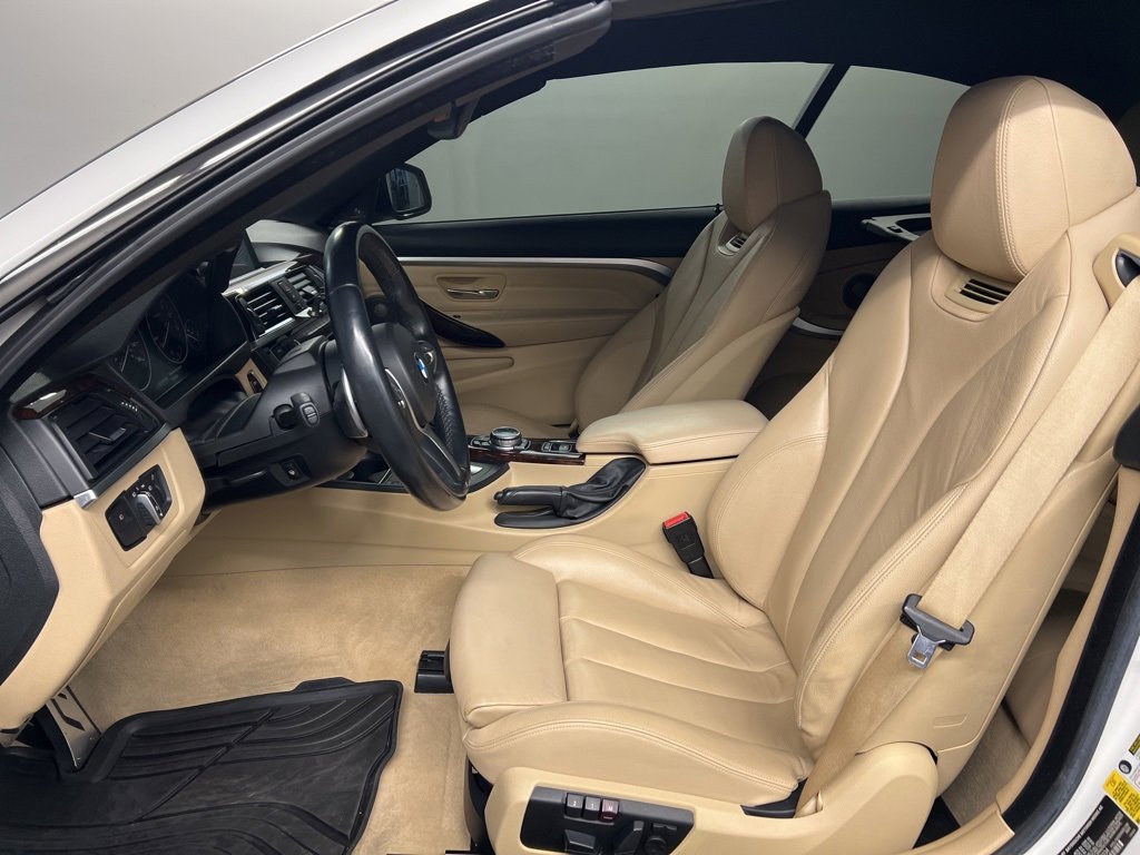 Used 2014 BMW 435i Convertible image 25