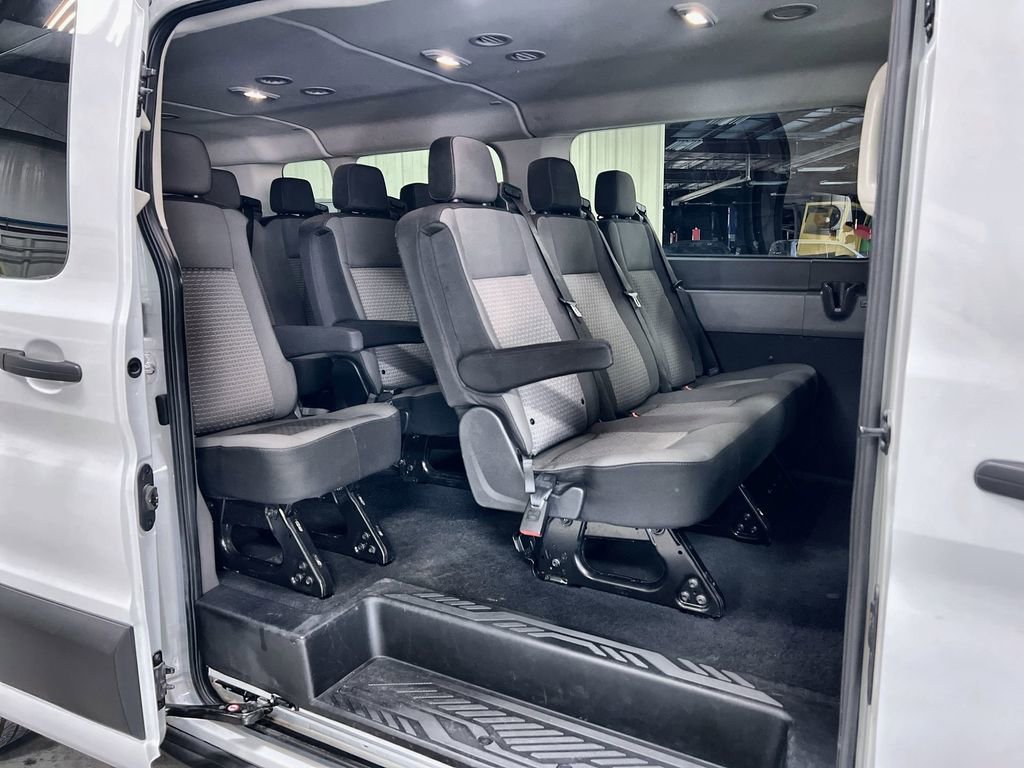 Used 2024 Ford Transit 350 XLT image 19