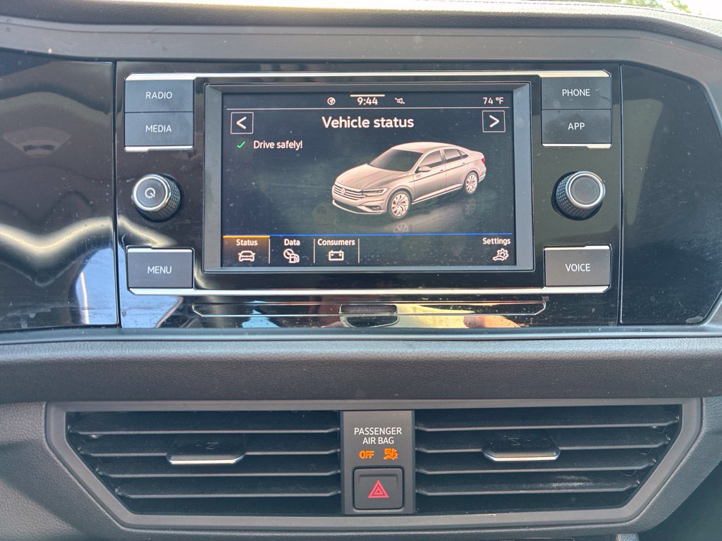 Used 2022 Volkswagen Jetta SE FWD image 18