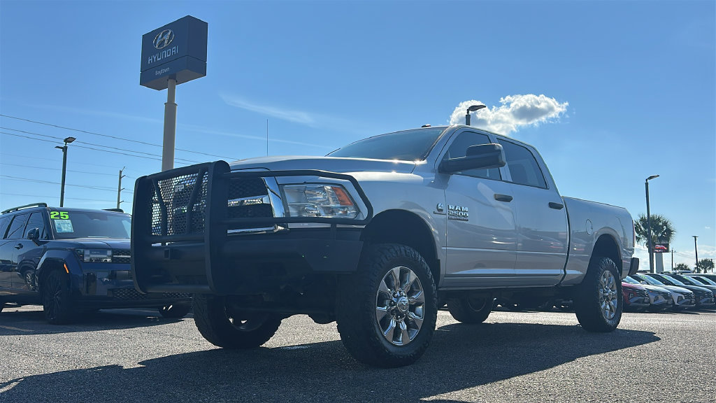 Used 2016 RAM 2500 Tradesman w/ Chrome Appearance Group AWD/4WD image 10
