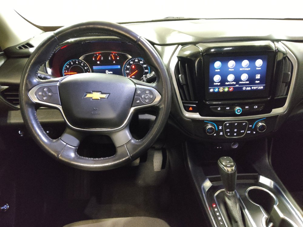 Used 2020 Chevrolet Traverse LT image 22