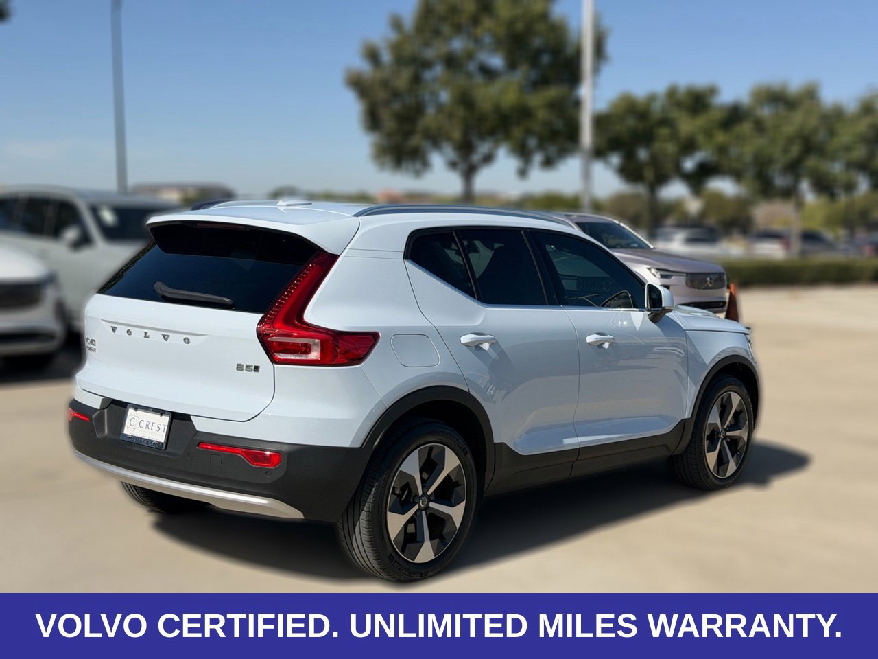Certified 2024 Volvo XC40 B5 Core AWD/4WD image 13