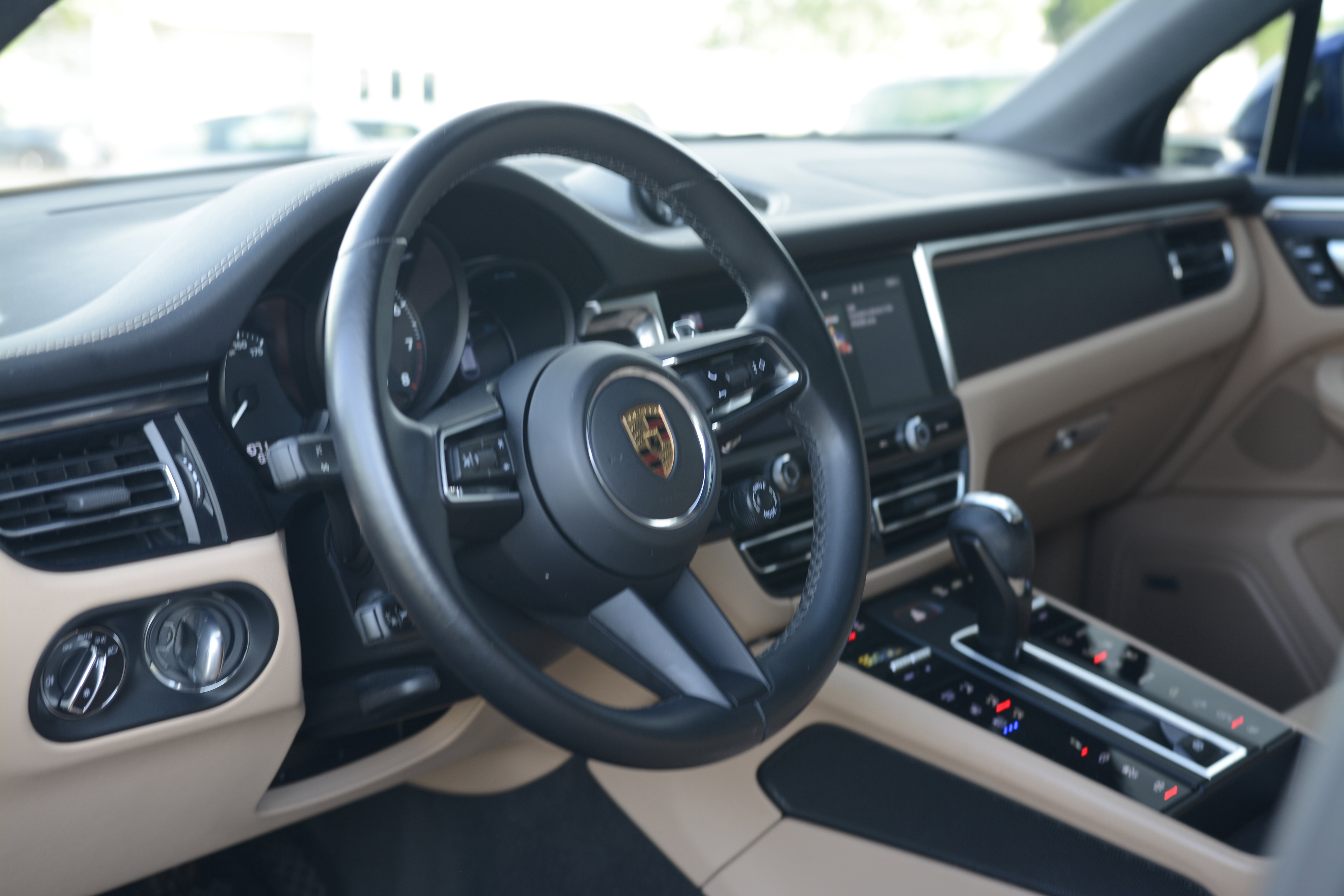 Certified 2022 Porsche Macan GTS AWD/4WD image 16
