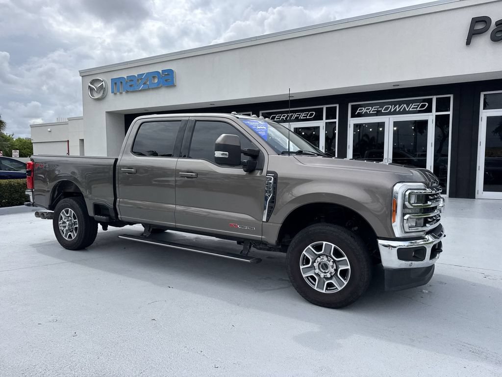 Used 2023 Ford F250 Lariat w/ Lariat Ultimate Package AWD/4WD image 6