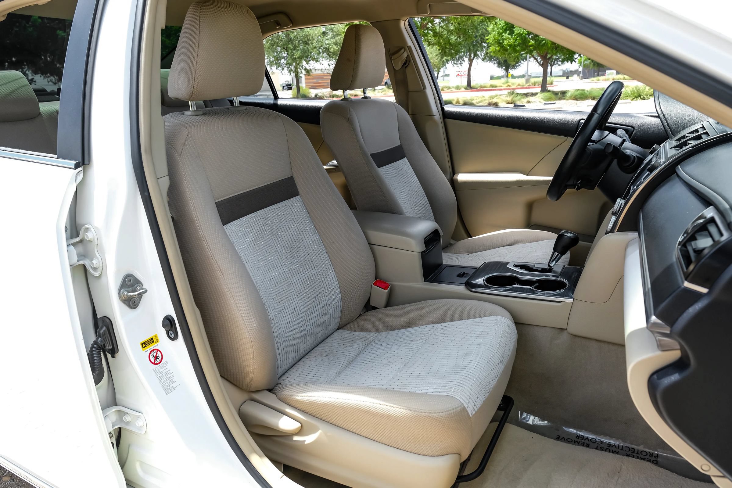 Used 2013 Toyota Camry XLE FWD image 40