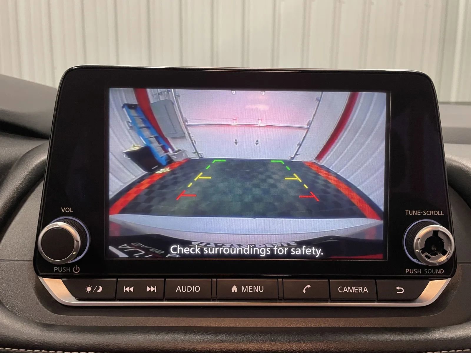 Used 2024 Nissan Rogue S FWD image 28