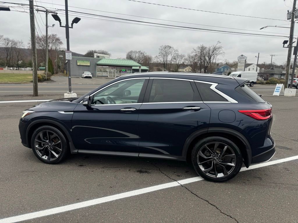 Used 2019 INFINITI QX50 Essential w/ Sensory Package AWD/4WD image 11