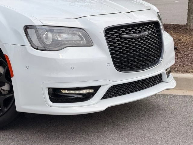 Used 2023 Chrysler 300 Touring L w/ Popular Equipment Group AWD/4WD image 3