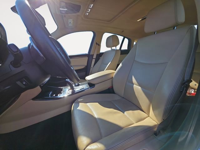 Used 2017 BMW X4 xDrive28i image 9