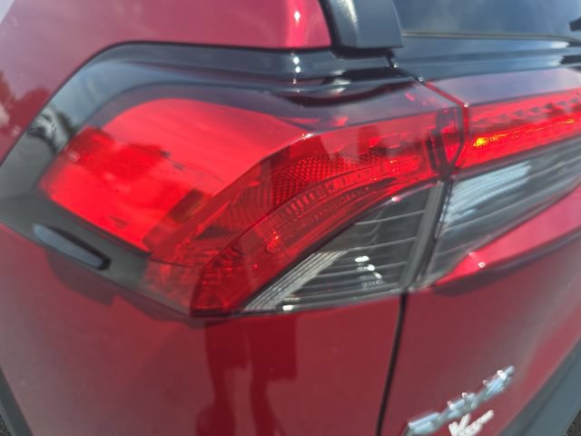 Used 2025 Toyota RAV4 XLE Premium FWD image 35