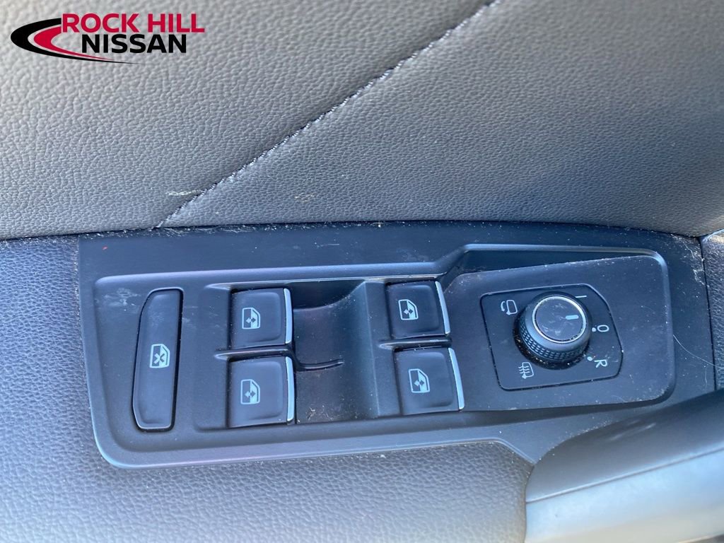 Used 2019 Volkswagen Tiguan SEL Premium R-Line image 19