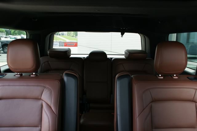 Used 2025 Lincoln Navigator Reserve AWD/4WD image 40