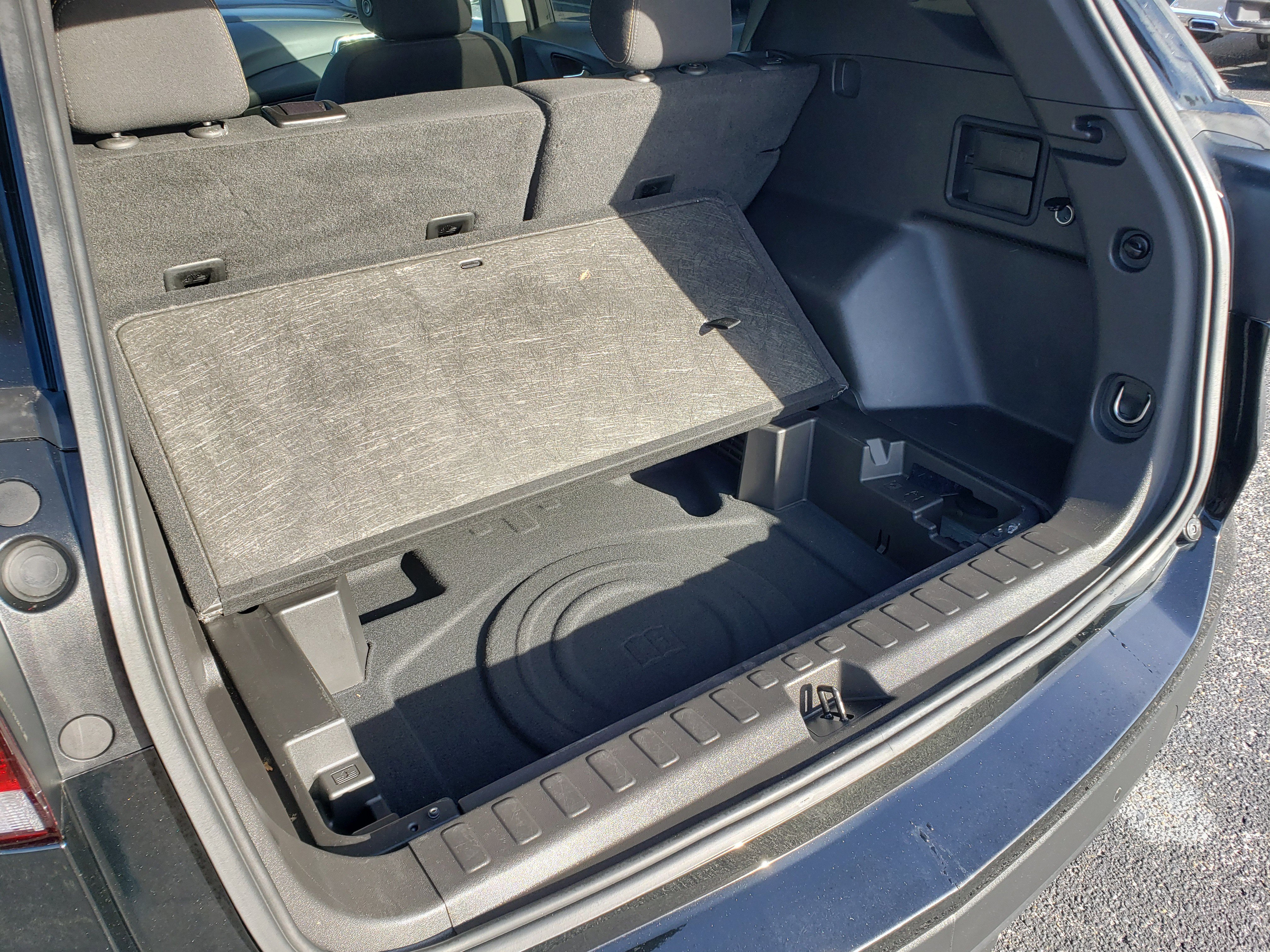 New 2022 Chevrolet Equinox LT w/ Driver Convenience Package image 11