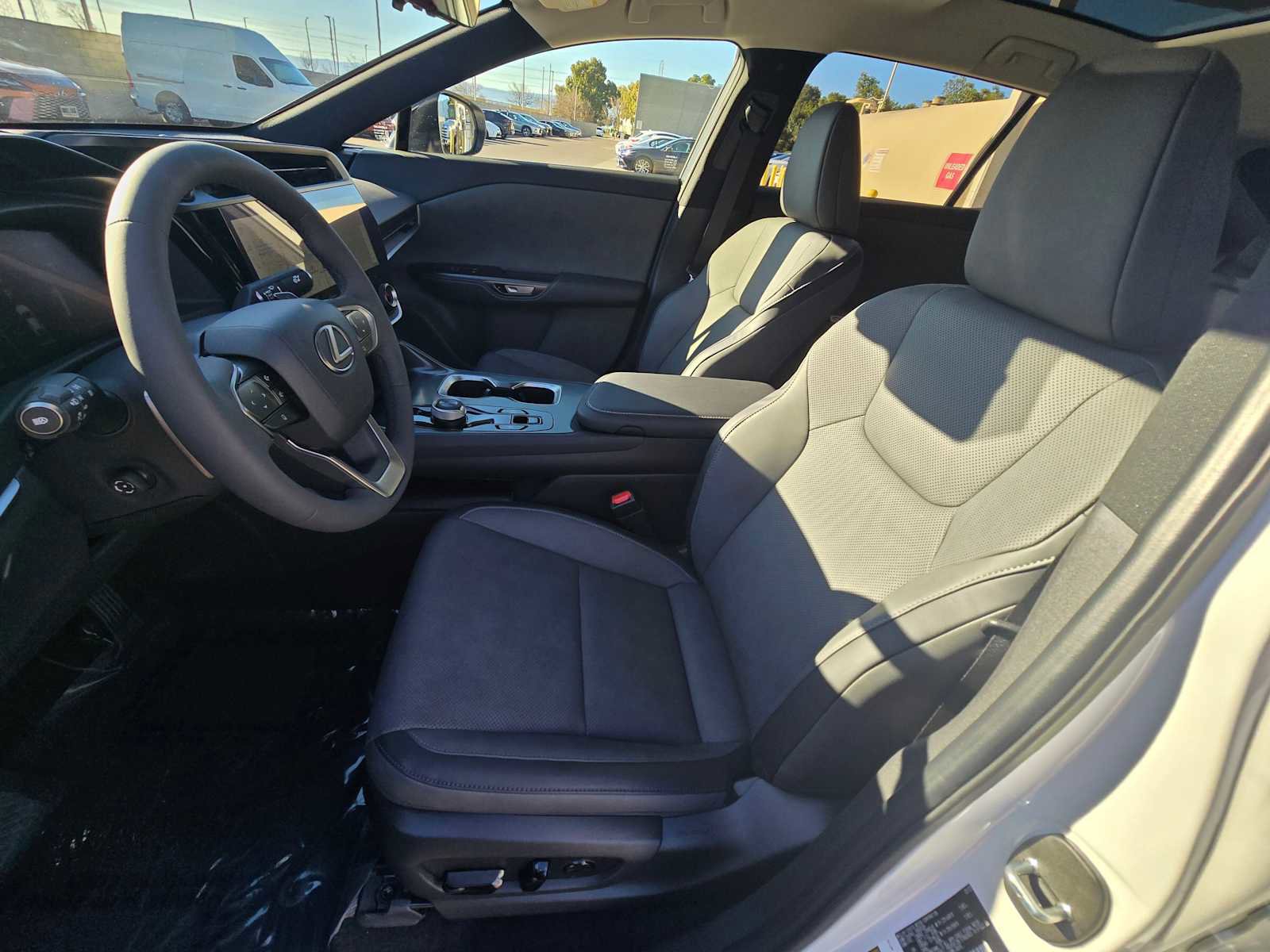 Used 2023 Lexus RZ 450e Premium image 25