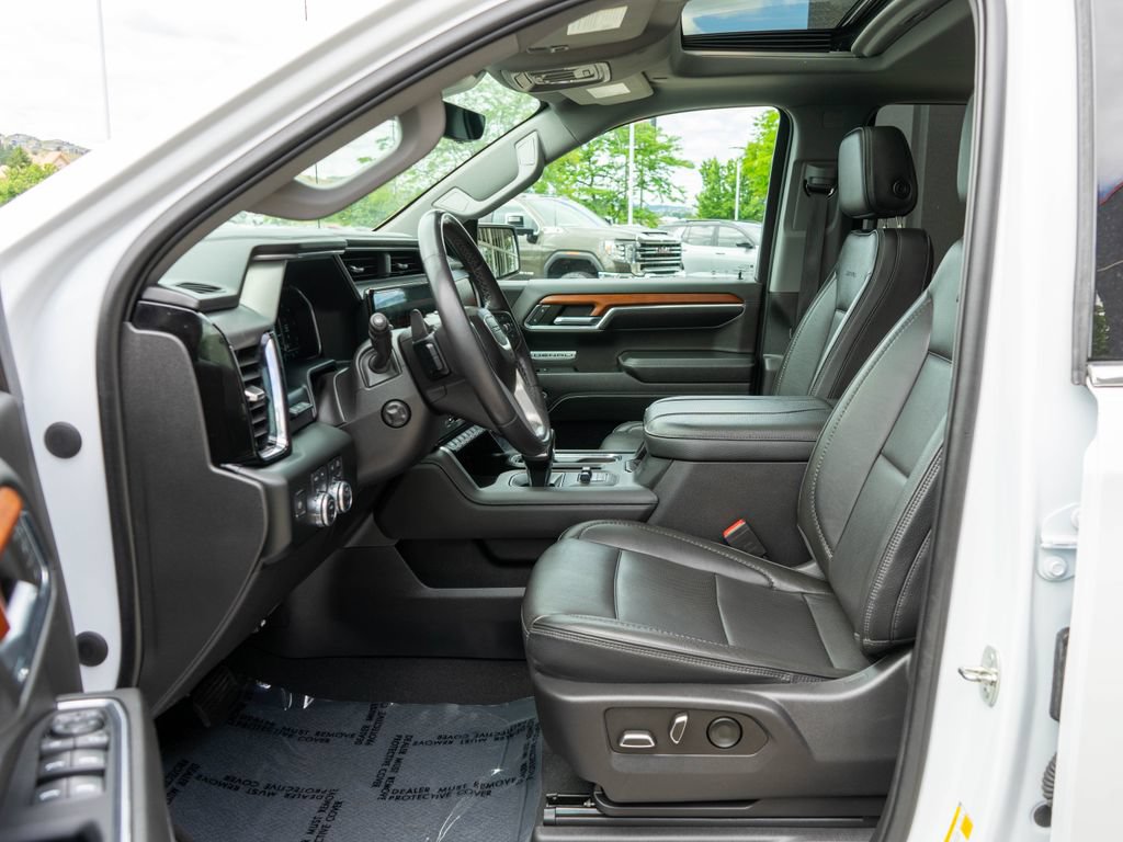 Used 2023 GMC Sierra 1500 Denali w/ Denali Reserve Package AWD/4WD image 11